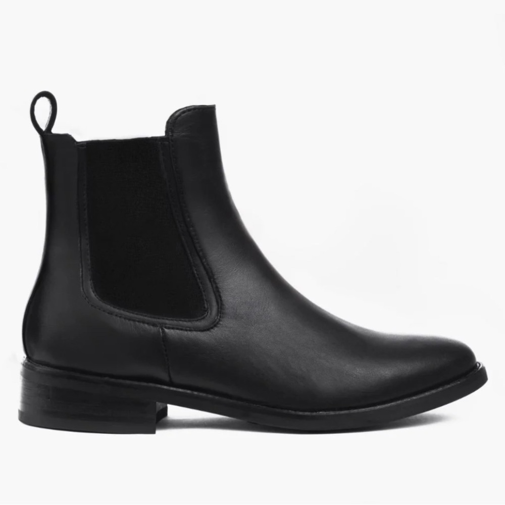 Black Leather Chelsea Boots